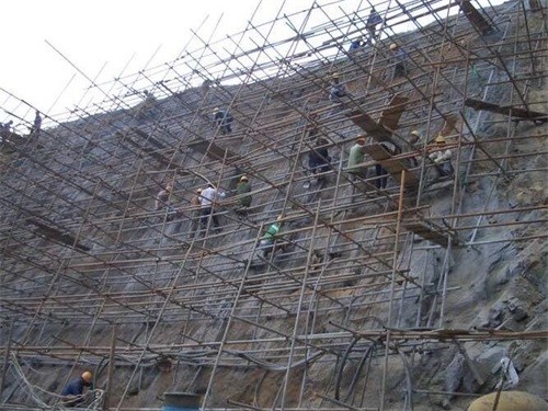 苏尼特右公路桩基检测